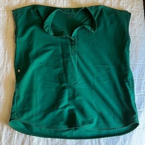 Figs hunter green Rafaela top